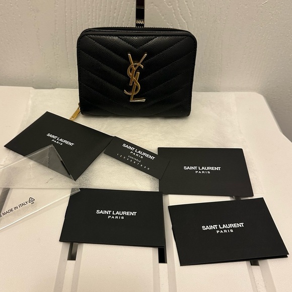 Yves Saint Laurent Black Wallet Chevron Quilting Gold Logo - Picture 12 of 16